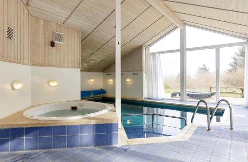 Spodsbjerg House | 10 person holiday home in Rudkøbing