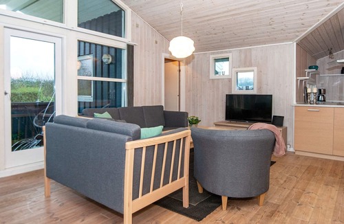 Mommark Strand House | 10 person holiday home in Sydals