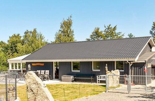 Hoeve Strand House | 10 person holiday home in Fårevejle-By Traum