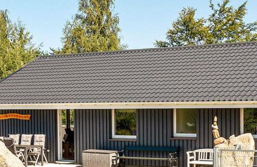 Hoeve Strand House | 10 person holiday home in Fårevejle-By Traum