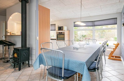 Humble House | 10 person holiday home in Humble