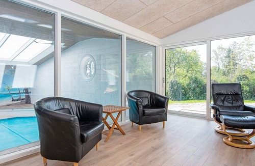 Skødshoved Strand House | 10 person holiday home in Knebel