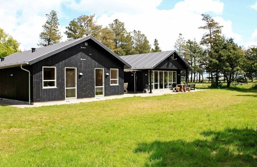 Mosevra House | 10 person holiday home in Oksbøl