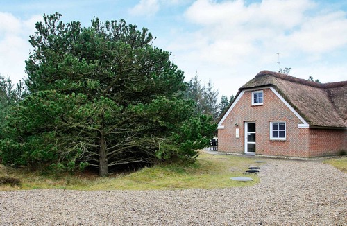 Mosevra House | 10 person holiday home in Oksbøl