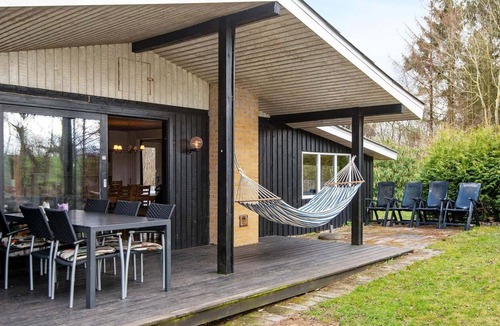 Ronde House | 10 person holiday home in Rønde