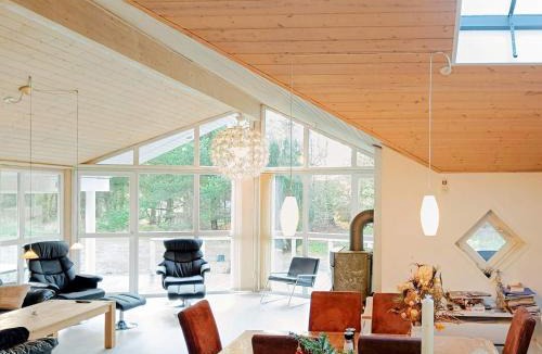 Lodbjerg Hede House | 10 person holiday home in Ringk bing