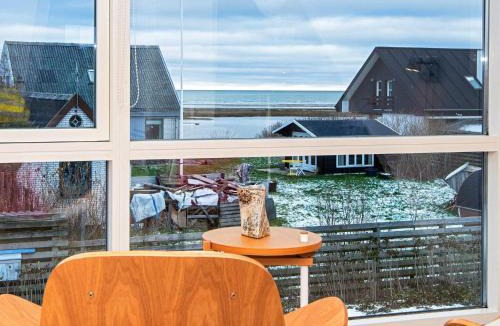 Bønnerup Strand House | 10 person holiday home in Glesborg