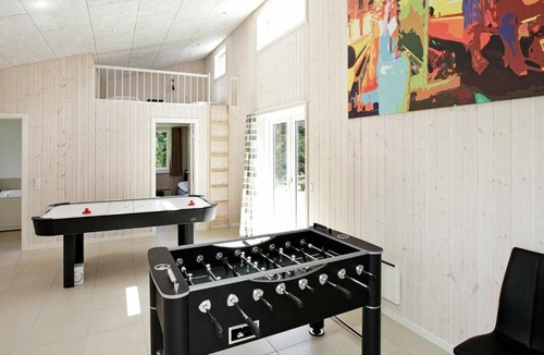 Blavand Strand House | 10 person holiday home in Bl vand