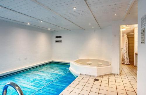 Udsholt Sand House | 10 person holiday home in Græsted
