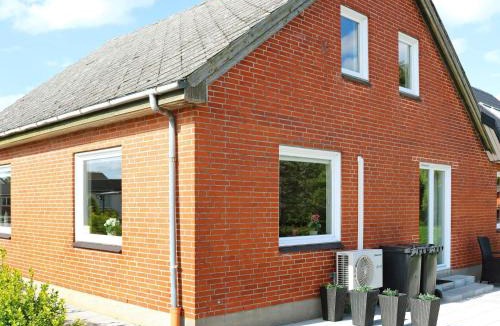 Oster Hurup House | 10 person holiday home in Hadsund-By Traum
