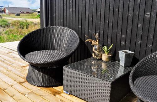 Vrist Strand House | 10 person holiday home in Harboøre-By Traum