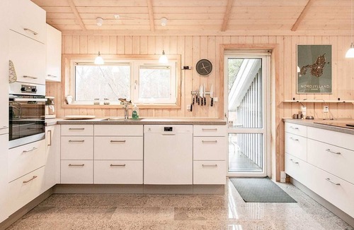 Nordost House | 10 person holiday home in Sæby
