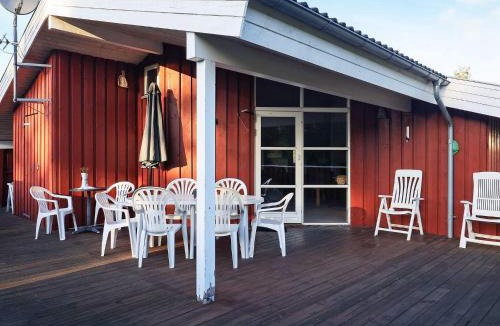 Bratten Strand House | 10 person holiday home in Jerup