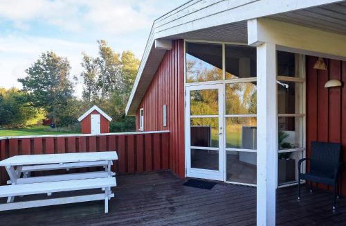 Bratten Strand House | 10 person holiday home in Jerup