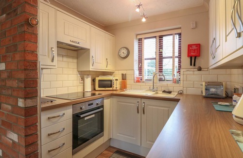 Irstead Cottage | 10 Ruston Reaches