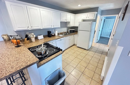 Franklin Apartment | 10 Sanctuary - w/washer drier