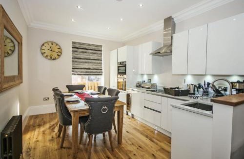 Bootham House | 10 St Marys