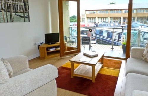 Tewitfield House | 10 Swan House