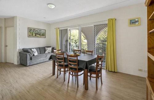 Point Lookout Apartment | 10 The Islander Resort