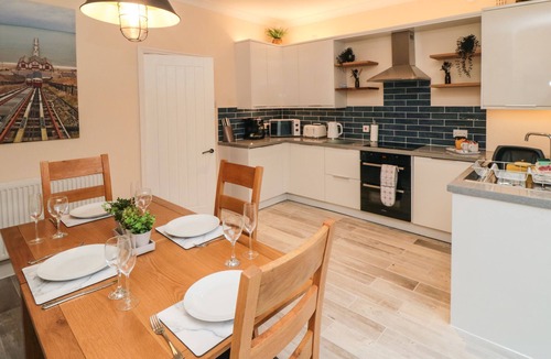 Guisborough Cottage | 10 Walton Terrace