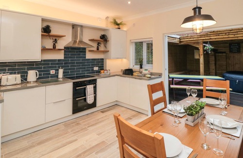 Guisborough Cottage | 10 Walton Terrace