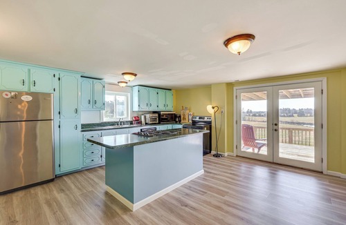 Beaver Creek House | 100-Acre Family Getaway in Kenbridge: Pets Welcome