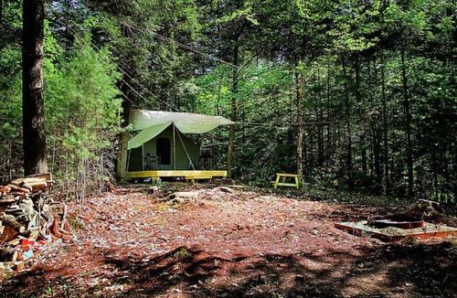 North Jay RV Rental | 100 Acre Whispering Woods