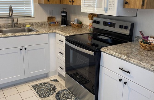 Pleasure Isles House | 100% Back Up And Running! Waterfront!