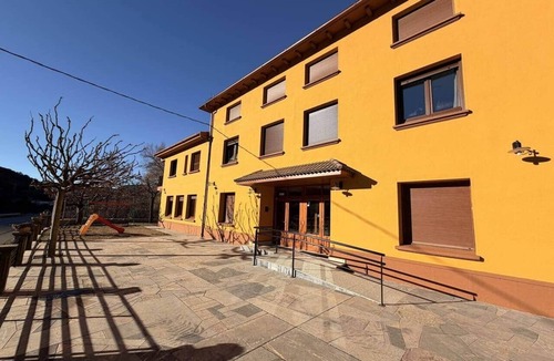 Santa Liestra y San Quilez Apartment | 100% Accessible Study AT2