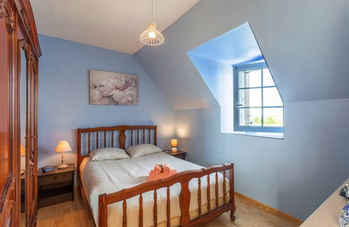 Saint-Meloir-des-Ondes House | 100 m² House ∙ 2 bedrooms ∙ 5 guests
