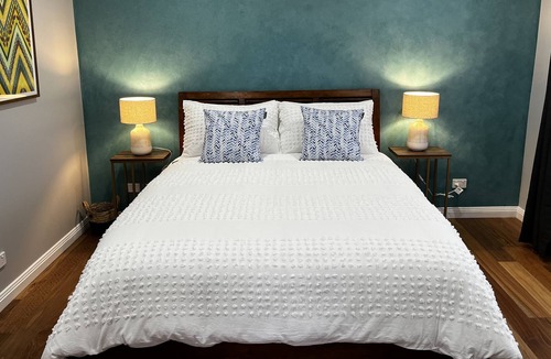 Noraville Bed & Breakfast | 100 - Lovely self contained 2 beds unit