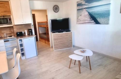 Le Grau-Du-Roi Apartment | 100 m de la plage - Les Cigales de Mer - Studio Cabine - Parking