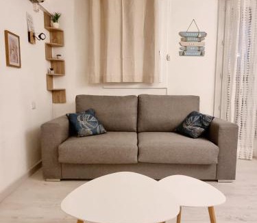 Le Grau-Du-Roi Apartment | 100 m de la plage - Les Cigales de Mer - Studio Cabine - Parking