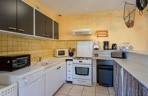 Saint-Laurent-sur-Mer House | 100 m² House ∙ 3 bedrooms ∙ 6 guests