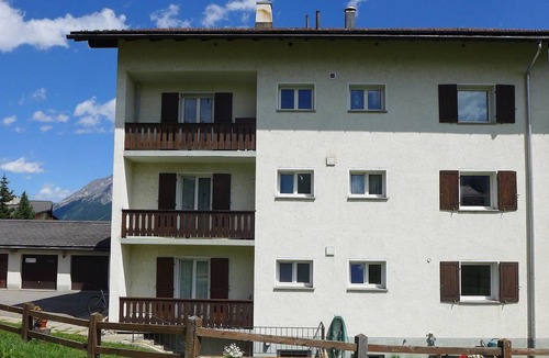 Zuoz Apartment | 100 m² Apartment ∙ 2 bedrooms ∙ 4 guests