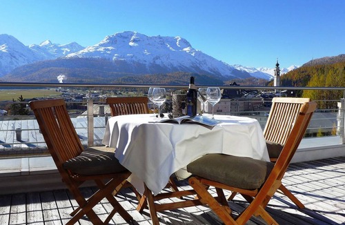 Samedan Apartment | 100 m² Apartment ∙ 2 bedrooms ∙ 4 guests