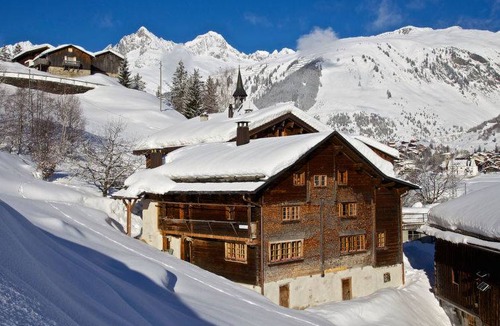 Tujetsch Apartment | 100 m² Apartment ∙ 3 bedrooms ∙ 6 guests