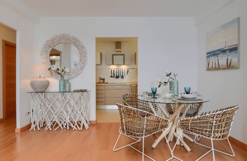 El Portet Apartment | 100 m² Apartment ∙ 3 bedrooms ∙ 5 guests