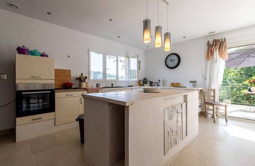 Gravieres House | 100 m² House ∙ 3 bedrooms ∙ 4 guests