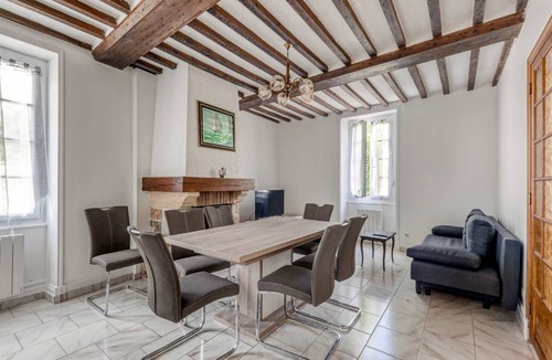Graye-sur-Mer House | 100 m² House ∙ 3 bedrooms ∙ 8 guests