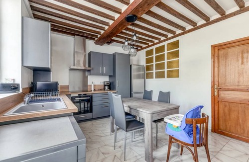 Graye-sur-Mer House | 100 m² House ∙ 3 bedrooms ∙ 8 guests