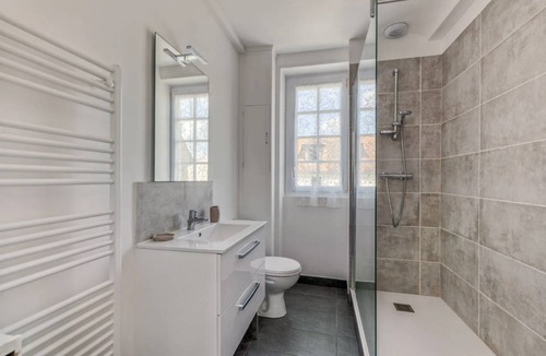 Graye-sur-Mer House | 100 m² House ∙ 3 bedrooms ∙ 8 guests