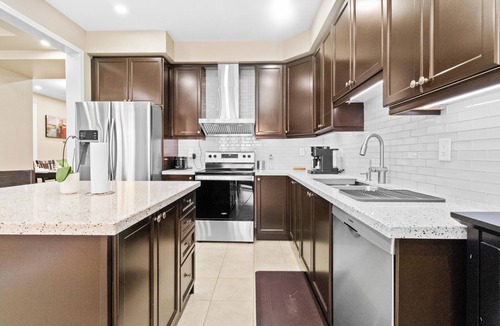 Milton House | 100% Private & Spotless ~4BR ~Golf~Cozy & Relaxing