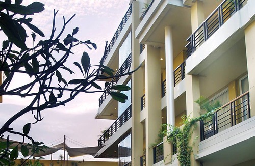 Sunset Road Hotel | 100 Sunset Boutique Hotel