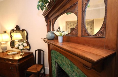 Wellesley Island Hotel | 1000 Island Hart House