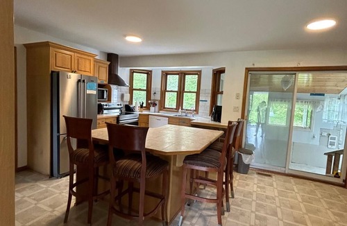 Kingston House | 1000 islands Getaway