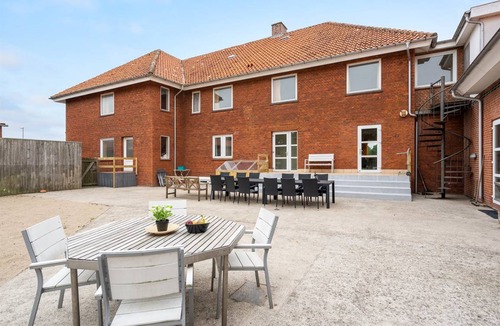 Ballum House | 1000 m² House ∙ 12 bedrooms ∙ 24 guests