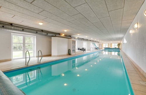 Ballum House | 1000 m² House ∙ 12 bedrooms ∙ 24 guests
