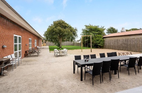 Ballum House | 1000 m² House ∙ 12 bedrooms ∙ 24 guests