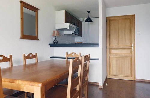 Peyragudes Apartment | 100m from resort center, 1st floor, jacuzzi, hammam, balcony, tv, ski locker, 36m², Peyragudes